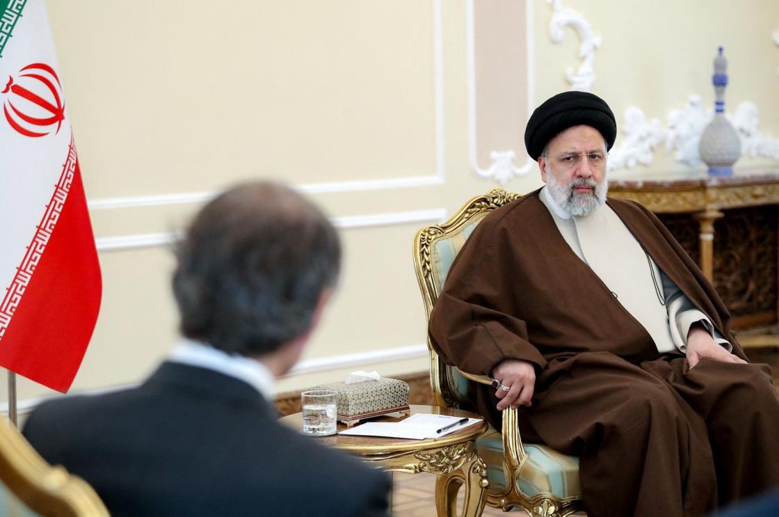 Iran's President Ebrahim Raisi (R) meets IAEA chief Rafael Grossi in Tehran, Iran, March 4, 2023. (AFP Photo)