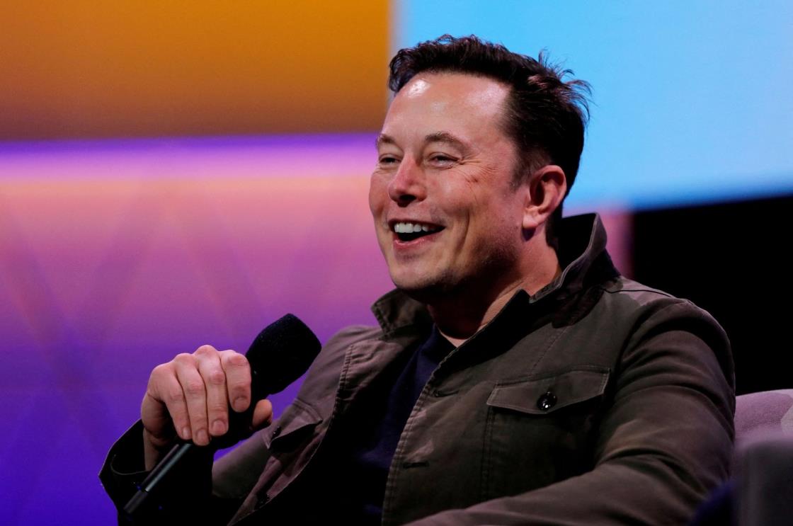 SpaceX owner and Tesla CEO Elon Musk speaks during a co<em></em>nversation with game designer Todd Howard (not pictured) at the E3 gaming co<em></em>nvention in Los Angeles, California, June 13, 2019. (Reuters Photo)