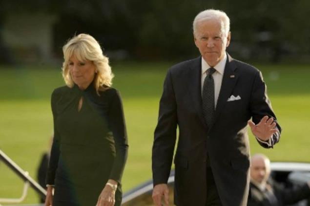 Bidens Reported Earning $579,514, Paid $137,658 in Taxes in 2022