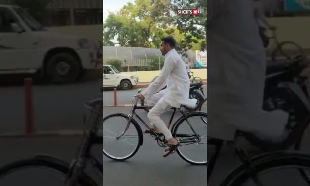 RJD leader Tej Pratap Yadav Was Seen Riding A Bicycle On The Streets Of Patna | Shorts | News18