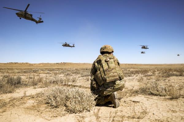 army hosts air assault operations training exercises at fort carson in colorado