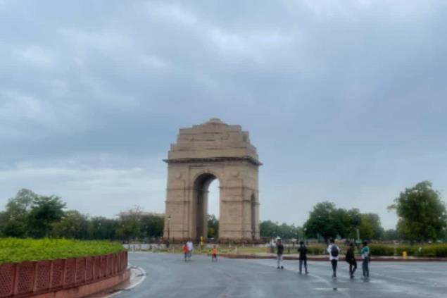 Delhi Sky Looks 'Nothing Less Than A Dream' On A Rainy Day, Declares Internet